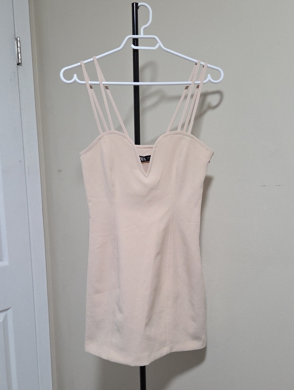 Zara Sleeveless V-Neck Mini Dress in Light Blush